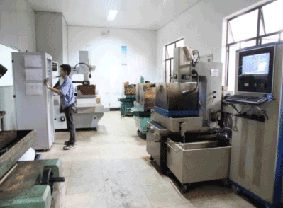 進(jìn)(jin)口慢(man)走(zou)絲(si)設備