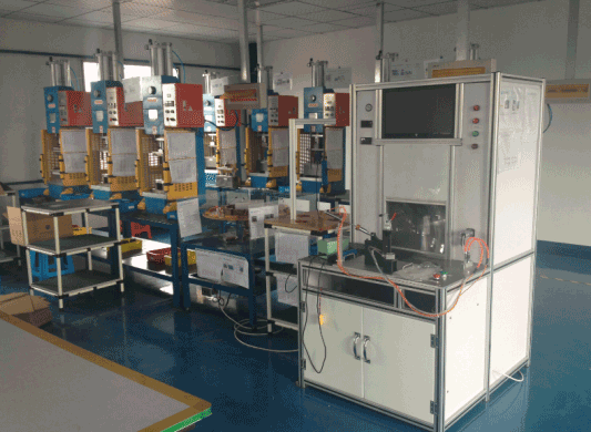 遮光闆(ban)組設備